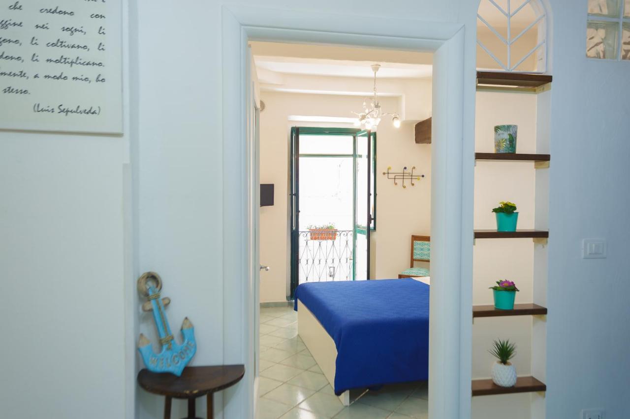 Ti Porto Al Centro Unforgettable Moments Apartment Salerno Exterior photo